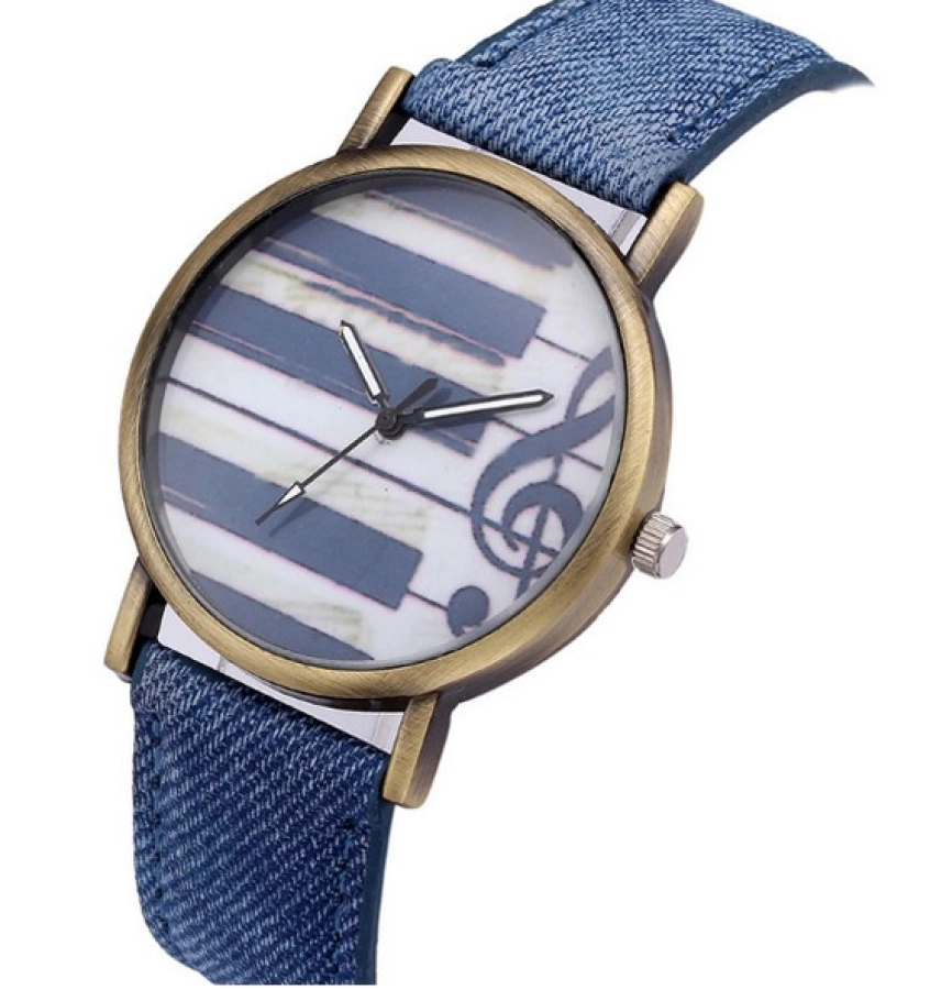 https://hidzo.nl/storage/cache/271/5e6a2c6878ece7886bf39b50b7af3ab4/Hidzo%20Horloge%20Piano%20-%20Ø%2037%20mm%20-%20Blauw%20-%20Kunststof.webp