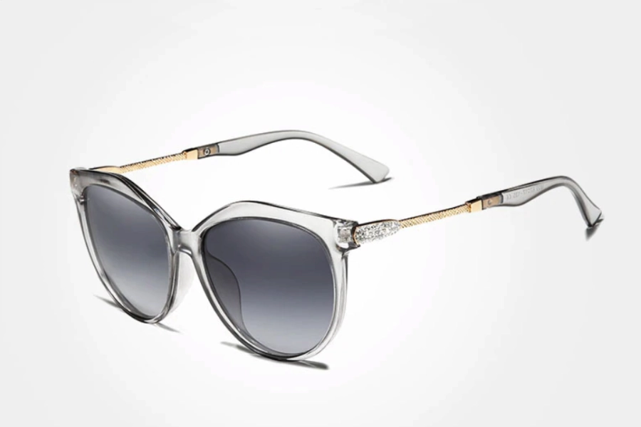 https://hidzo.nl/storage/cache/3078/10b284f2e24add7f5e38441d6282a1b8/Kingseven-Cat-Eye-Zonnebril-UV400-Gepolariseerd-Transparant-Greystar-Z3023.webp