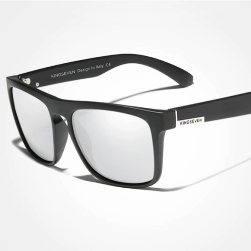 https://hidzo.nl/storage/cache/3104/f91acad4aa4a3a2063a819f801868496/Kingseven-Wayfarer-Zonnebril-UV400-Gepolariseerd-Zwart-Greystar-Z751.png