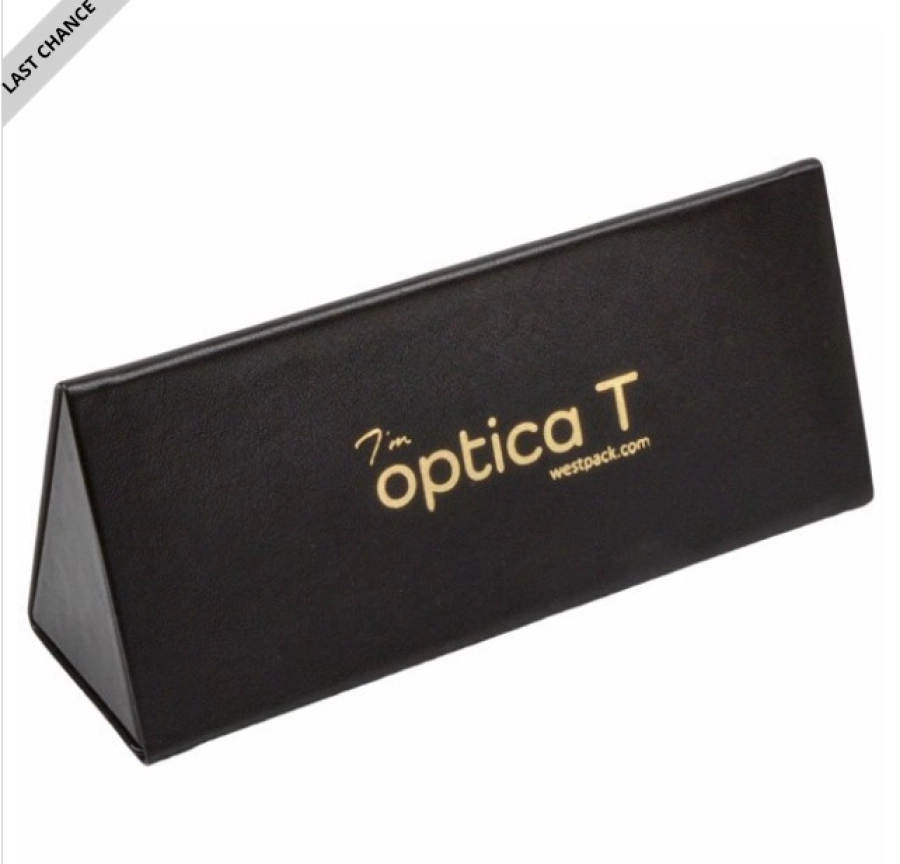 https://hidzo.nl/storage/cache/3225/4f8ec4502825b0d1108d83d84be2ef6b/Hidzo%20Brillenkoker%20-%20Opvouwbaar%20-%20Driehoek%20-%2016x7x5cm%20-%20Zwart%20.webp