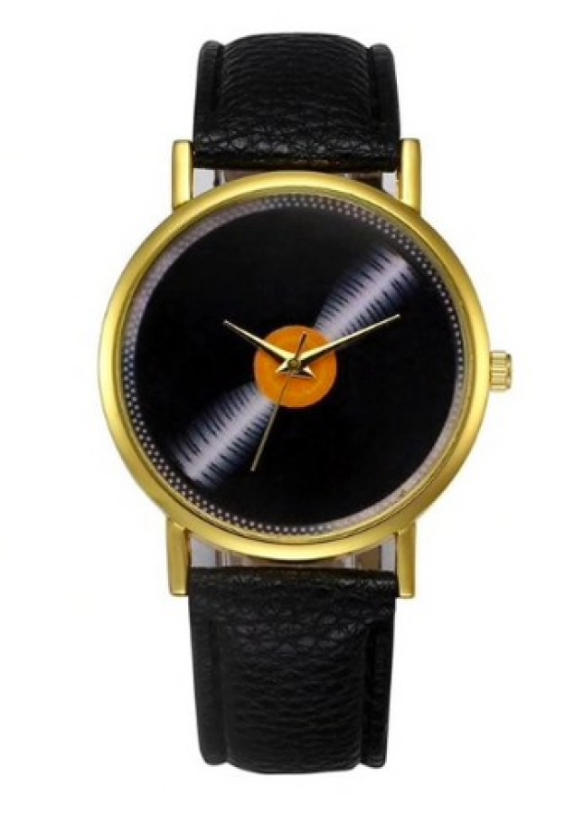 https://hidzo.nl/storage/cache/492/c6daa7a7a11fbf8cfd745a72e0a7cc03/LP%20Horloge%20-%20Zwart.webp
