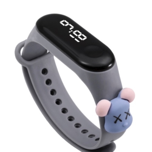 https://hidzo.nl/storage/cache/5504/c17ad918d0b7f2861dd8f215b039c930/Hidzo%20Kinderhorloge%20-%20%20%2020mm%20-%20Digitaal%20-%20Muis%20-%20Grijs.jpg