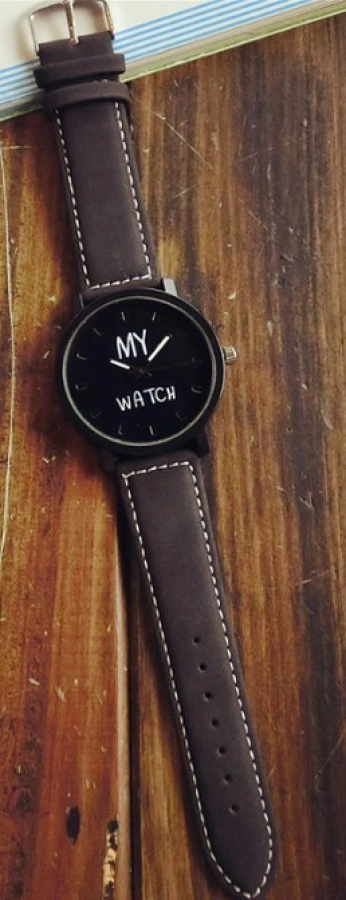 https://hidzo.nl/storage/cache/883/d1b4f36bd1264a0b52fc7687477eff8c/My-Watch-Horloge---Zwart.webp